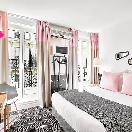 Отель Augustin - Astotel 3*