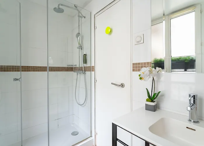 ホテル オテル オーガスティン アストテル パリ