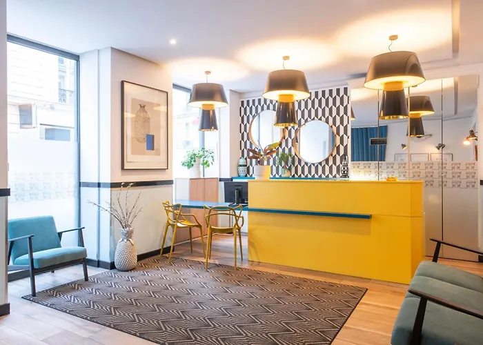 オテル オーガスティン アストテル 3* パリ