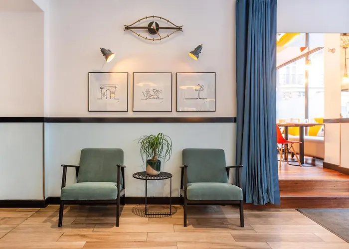 ホテル オテル オーガスティン アストテル 3*