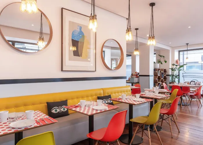 オテル オーガスティン アストテル 3* パリ