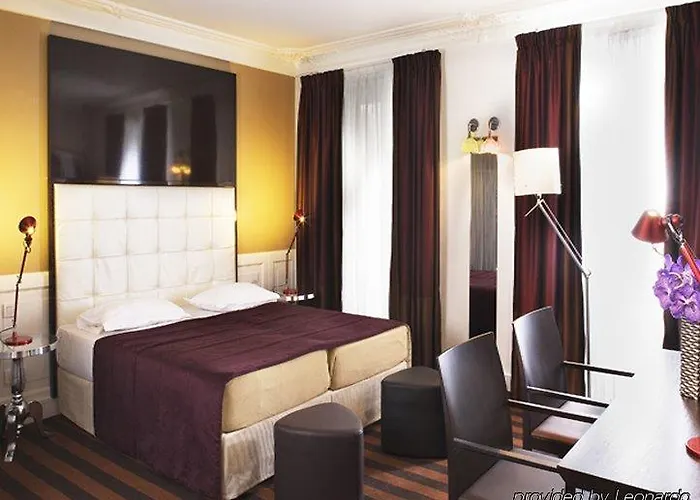 ホテル オテル オーガスティン アストテル パリ