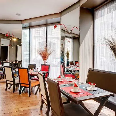 Augustin - Astotel 3*