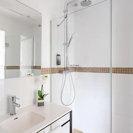 어거스틴 - 아스토텔 3* 파리