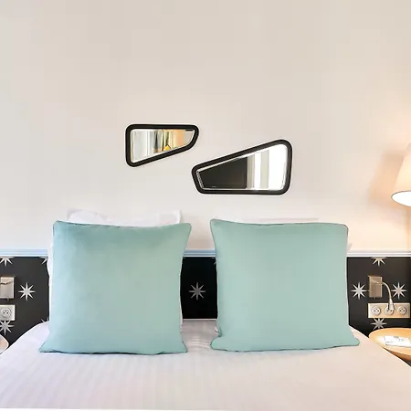 어거스틴 - 아스토텔 호텔 파리