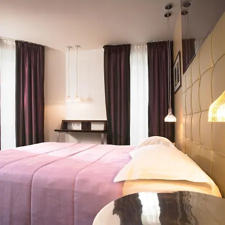 Augustin - Astotel 3*