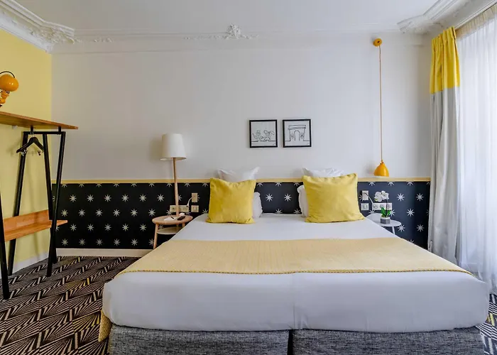 Augustin - Astotel 3*
