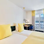 Augustin - Astotel 3*