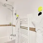 Augustin - Astotel 3*