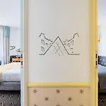 Augustin - Astotel 3*