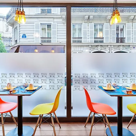 Augustin - Astotel Parigi