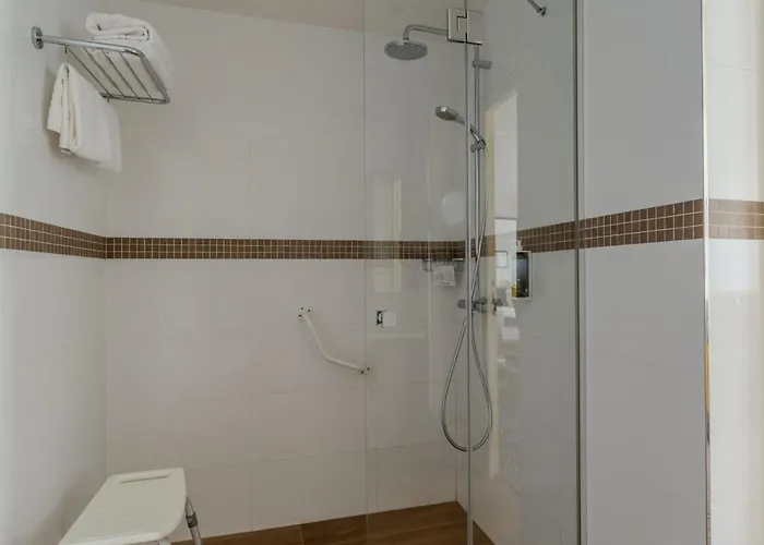 Отель Augustin - Astotel